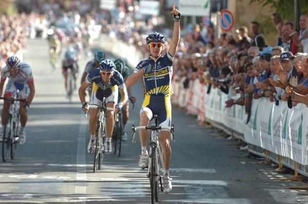 Riccardo Ricc&ograve; (Vacansoleil) distanced his teammate Marco Marcato and Leonardo Bertagnolli (Androni) in the finale.