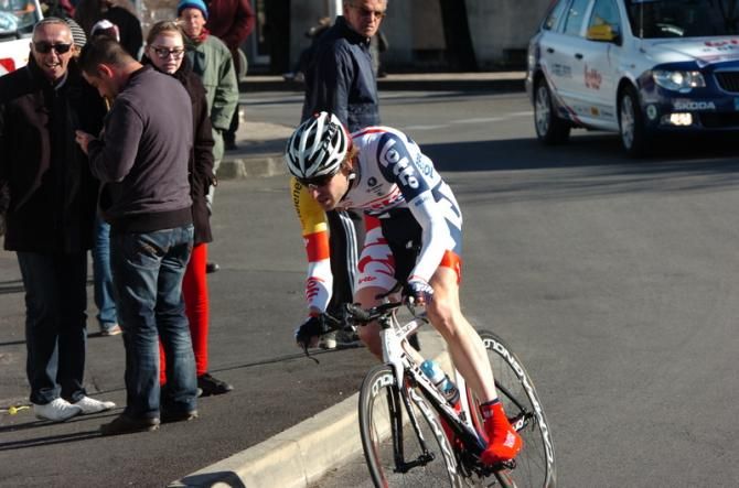 Jurgen Van De Walle (Lotto Belisol) was happy to cruise the course with a standard road helmet