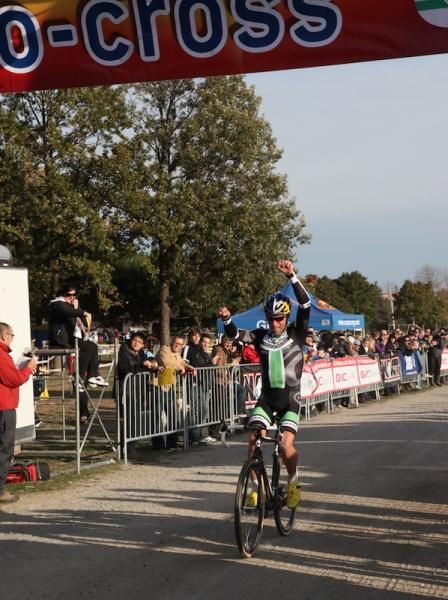 Tim Johnson (Cannondale/Cyclocrossworld.com) takes another win at the Toronto CX
