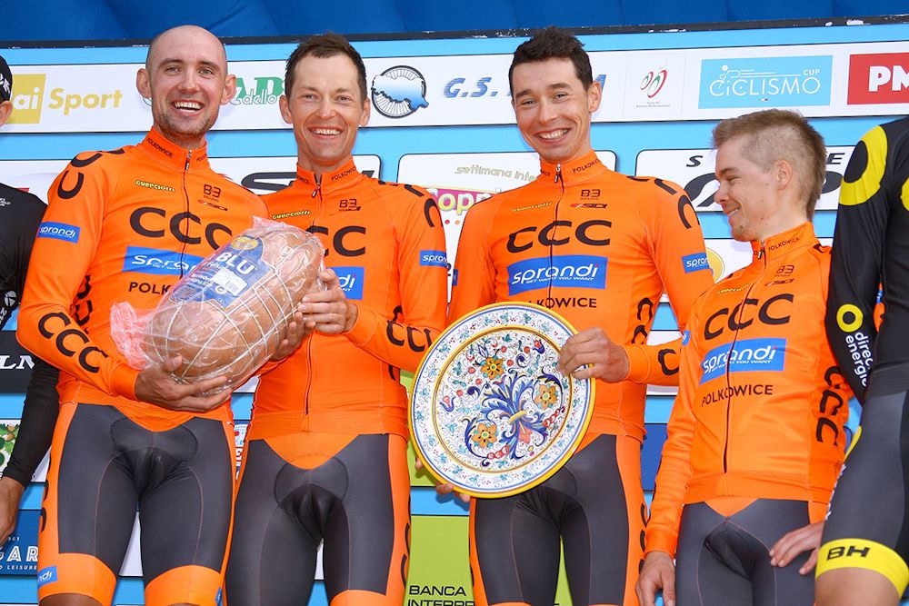 CCC Sprandi Polkowice celebrate winning stage 1b win at Coppi e Bartali