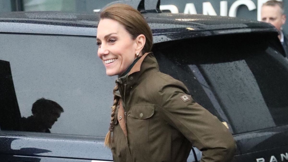 Sorry, Black Pants—Kate Middleton Just Proved Brown Boots Look Best With This Pant Color Trend