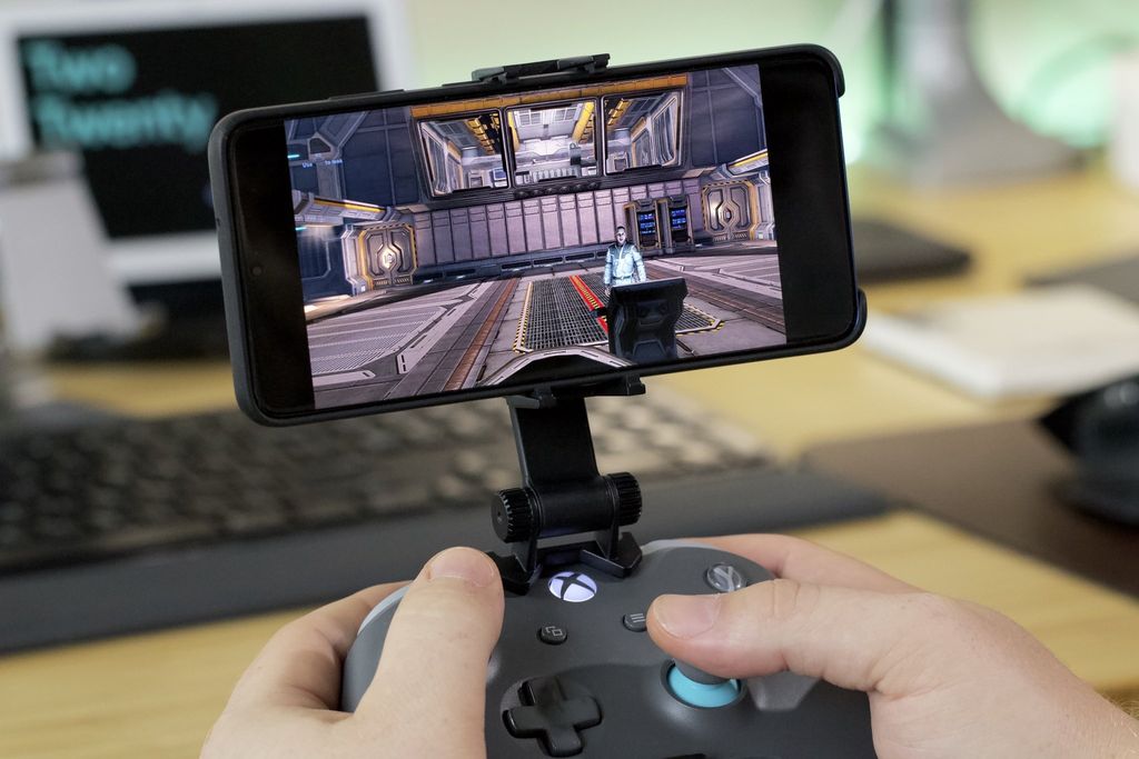 How to expand your Samsung phone screen for Xbox Game Pass (xCloud) for ...
