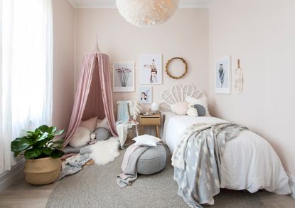Modern girls bedroom idea with canopy