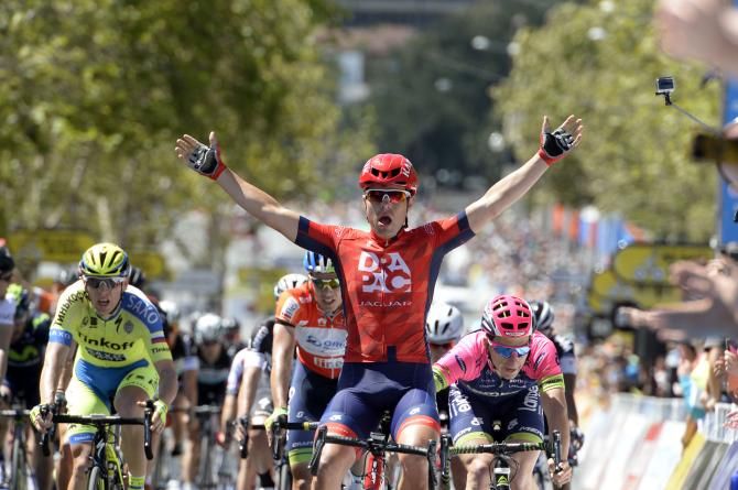 Wouter Wippert (Drapac) wins the final stage of the 2015 Tour Down Under