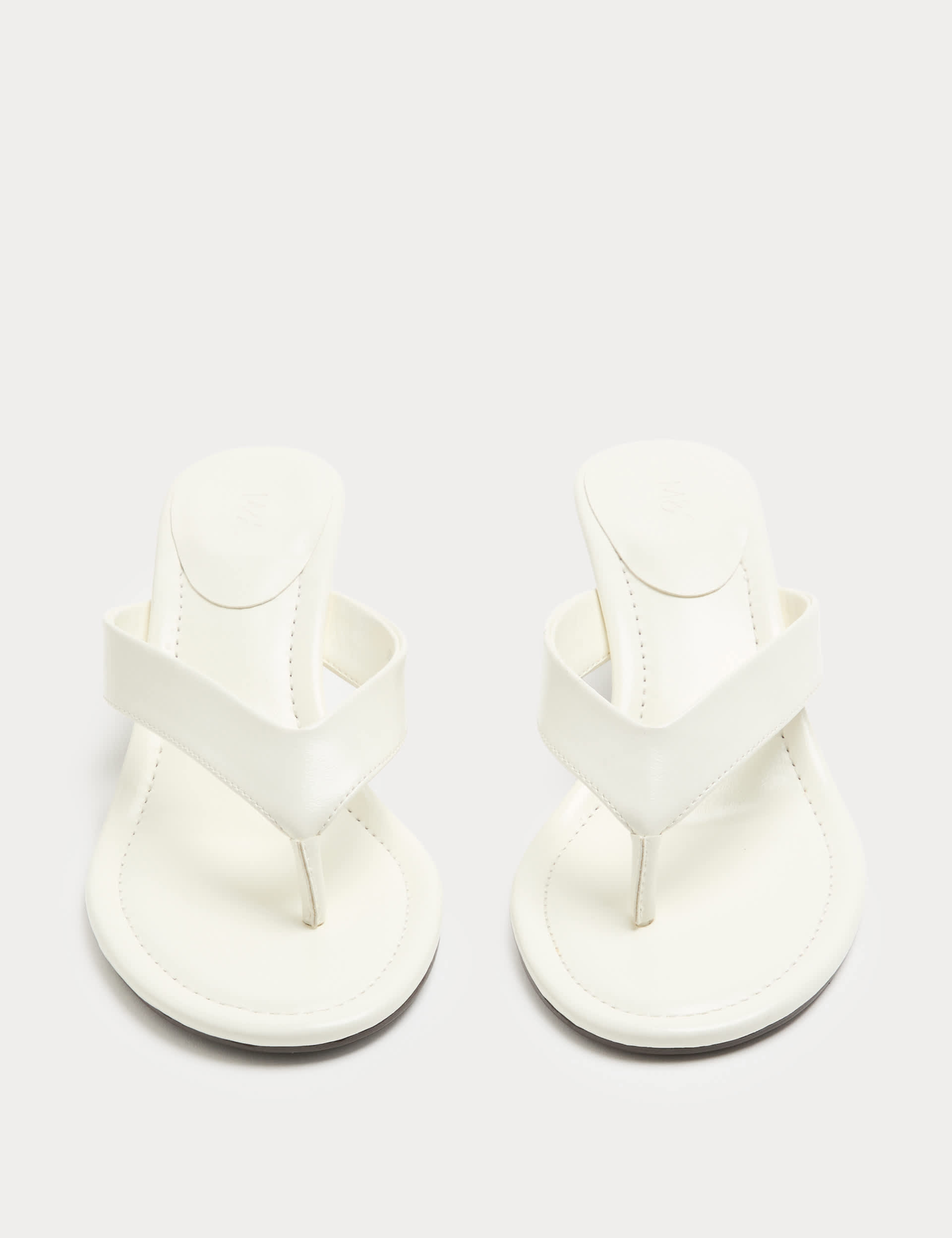 Kitten Heel Toe Post Sandals