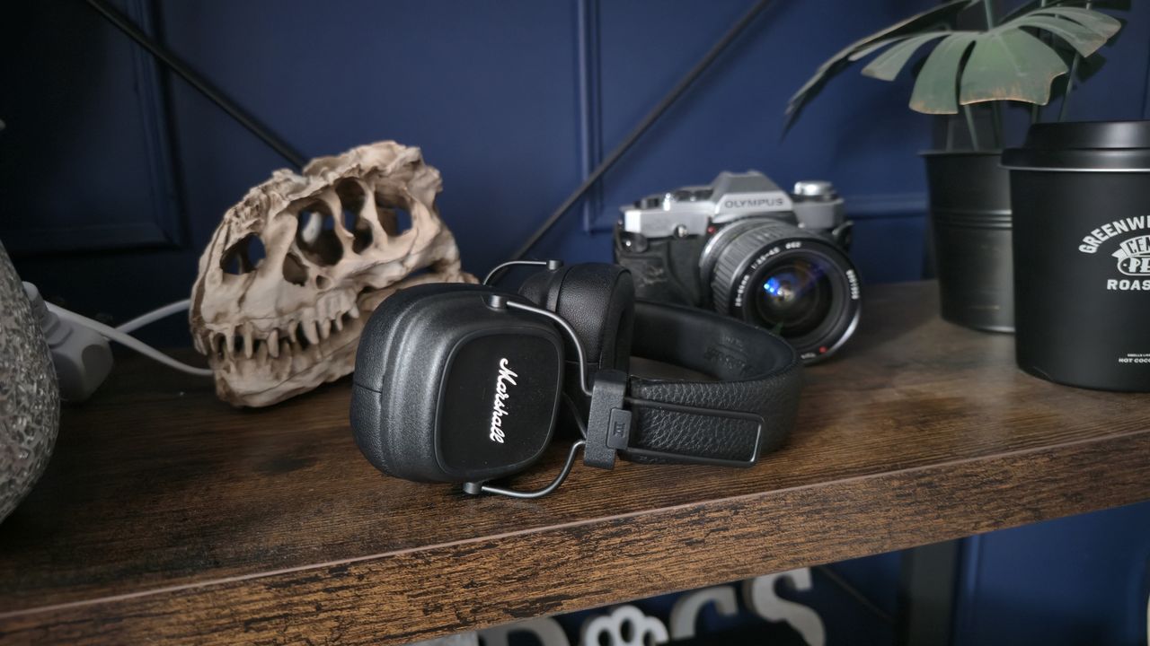 Marshall Major IV headphone deal