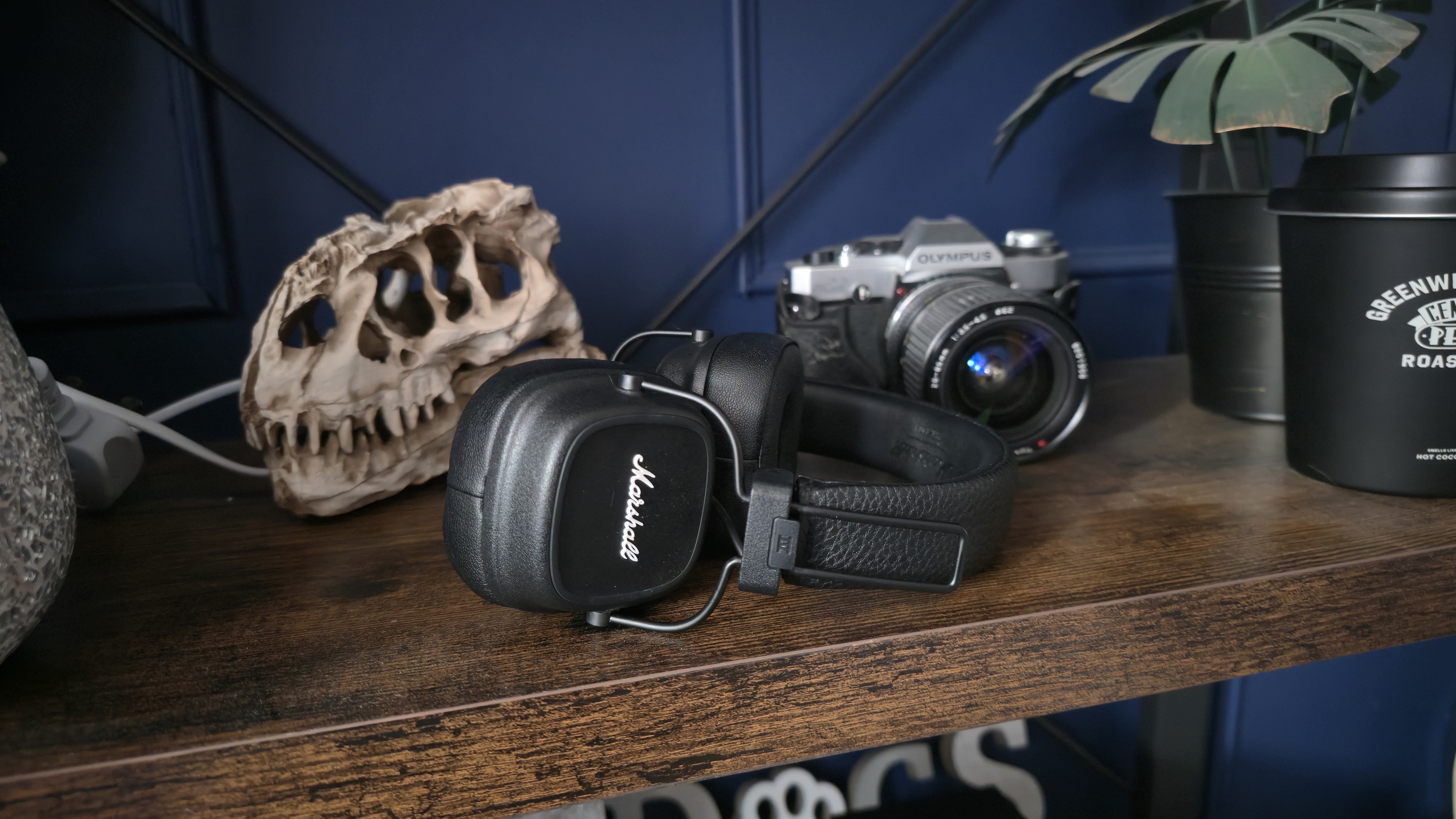 Marshall Major IV headphone deal