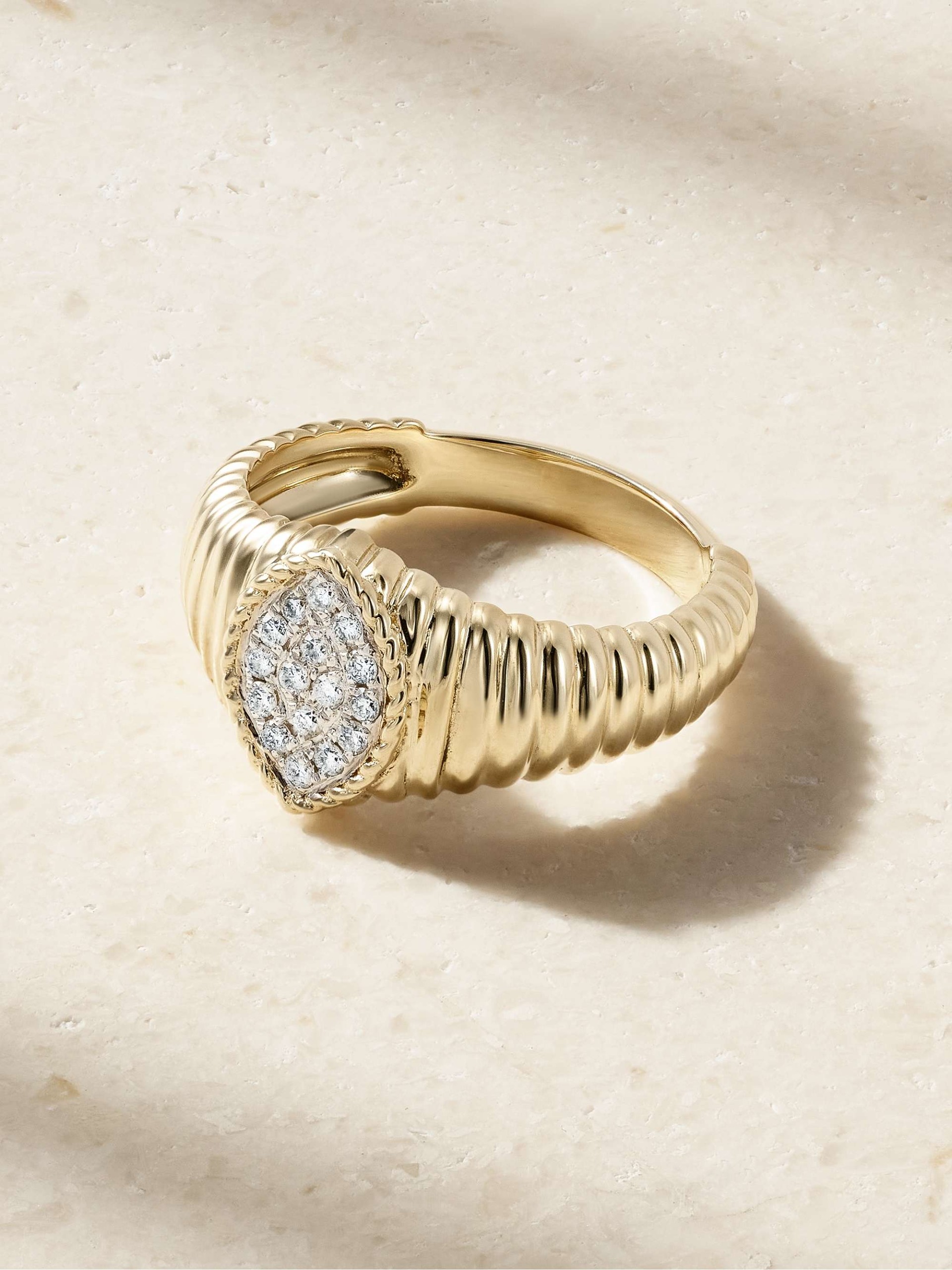 Baby Chevali&amp;egrave;re Marquise Berlingot 9-Karat Gold Diamond Signet Ring