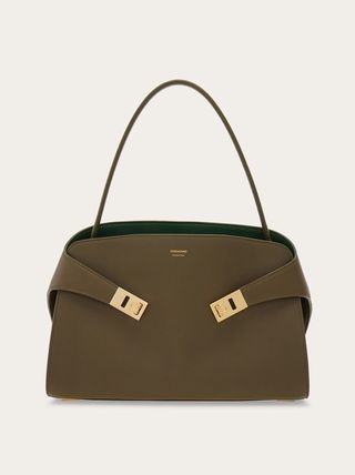 Hug Soft Bicolor Shoulder Bag (m)