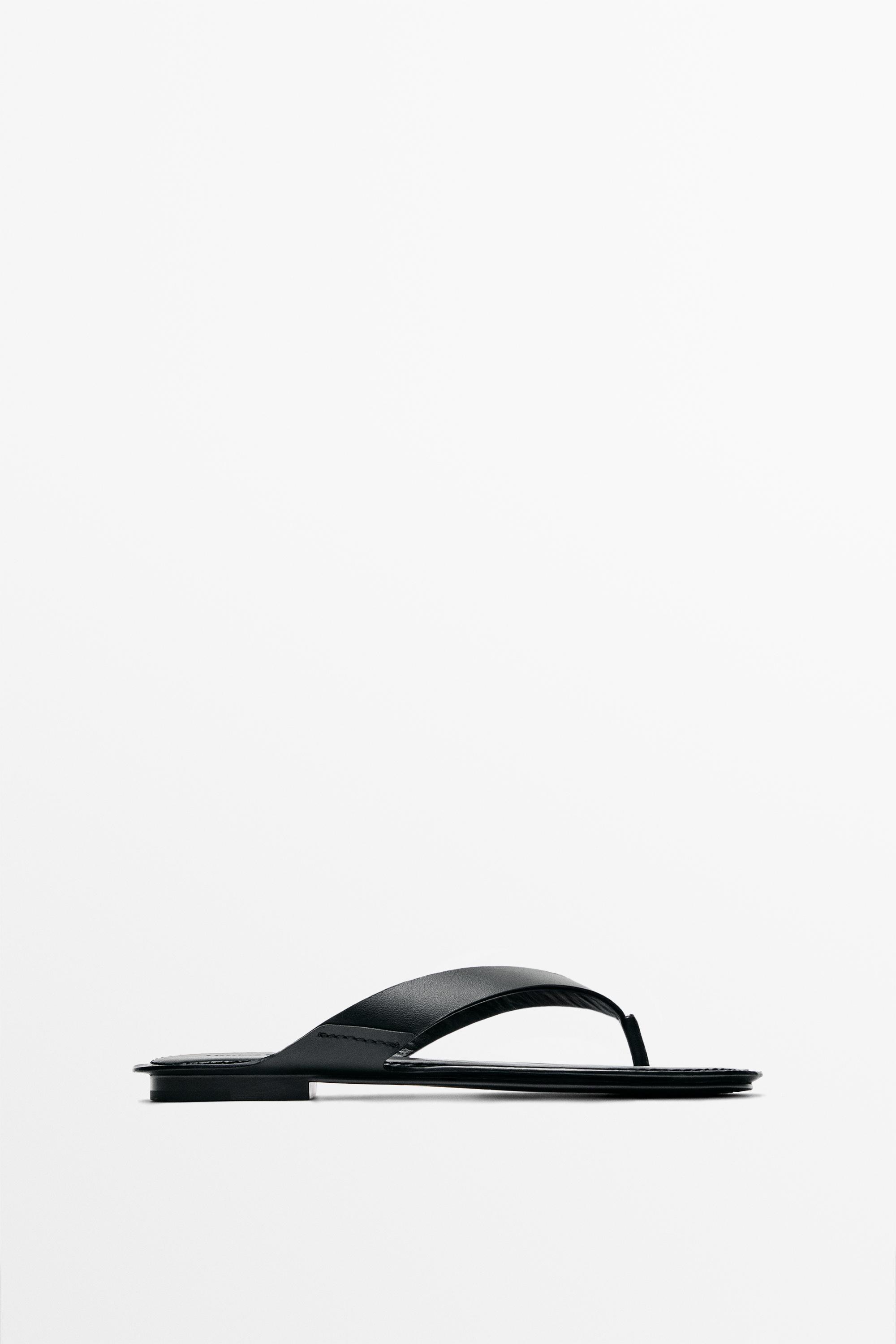 Black flip-flops from Massimo Dutti