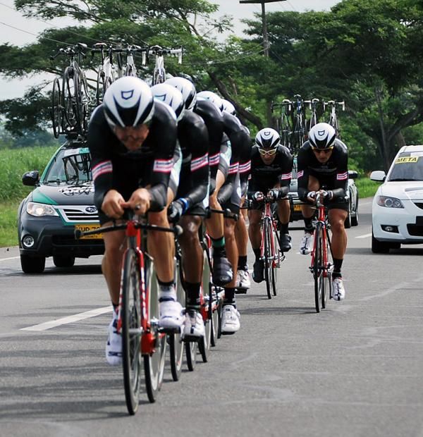 Gobernacion De Antioquia-Indeportes Antioquia took a commanding victory in the team time trial.