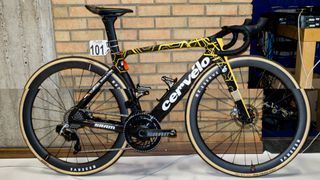 New wheels and a SRAM derailleur spotted on Visma's Omloop winning bikes