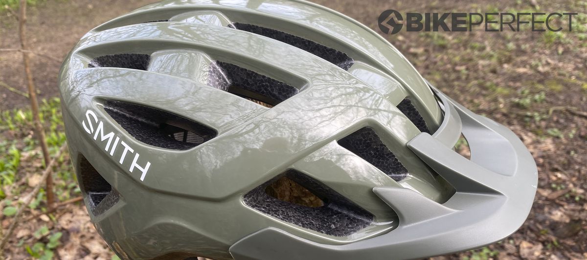 Smith Convoy MIPS helmet