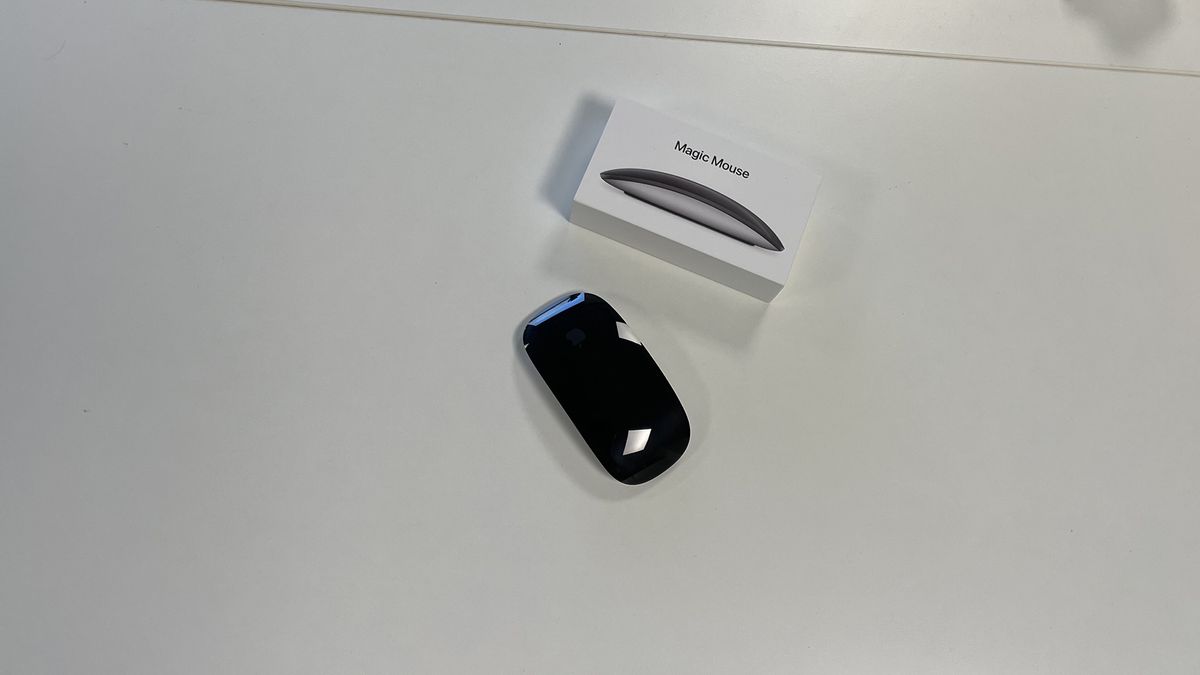 Apple Magic Mouse (2022): undeniably stylish, unforgivably designed ...