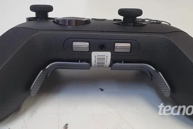 Xbox Elite Controller scroll buttons