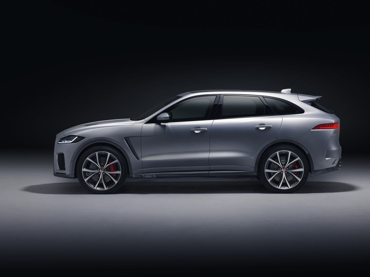 Jaguar F-Pace SVr