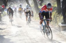 Strade Bianche. Mathieu van der Poel