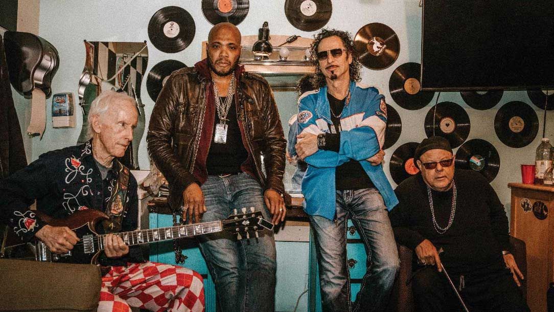 Robby Krieger and the Soul Savages group shot