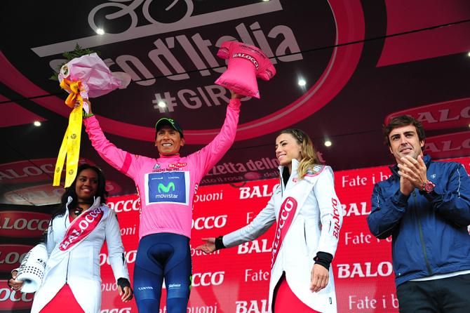 Nairo Quintana (Movistar) salutes the crowds on the Stage 18 podium