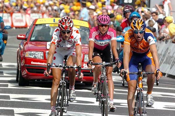 Rasmussen, Sinkewitz and Menchov cross the line