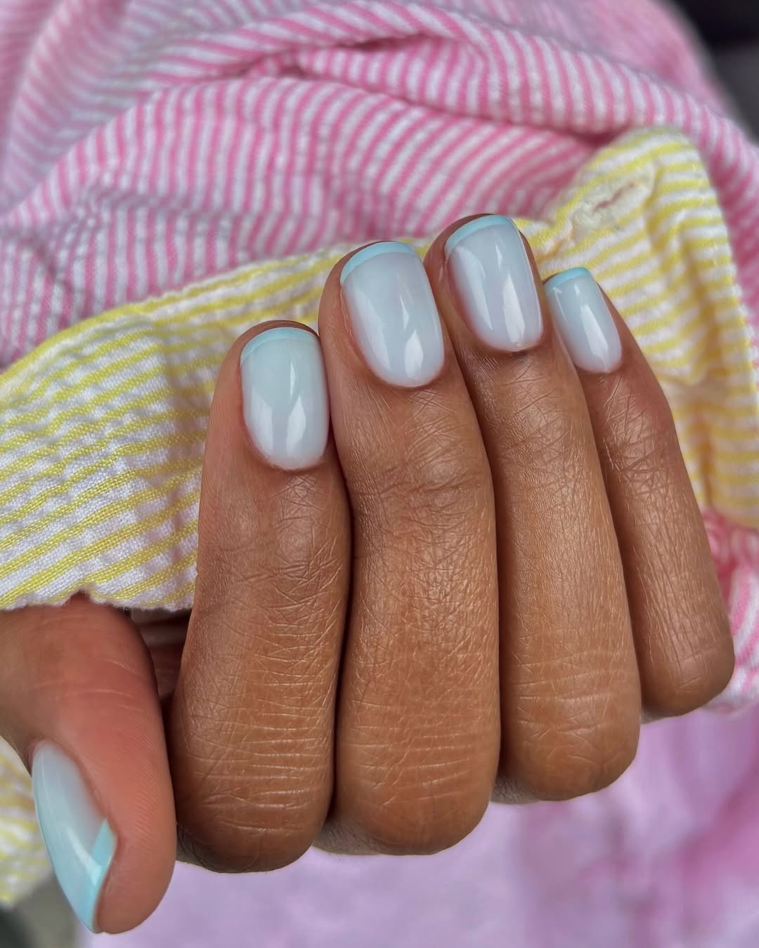Most popular nail colours 2025: Tiffany Blue