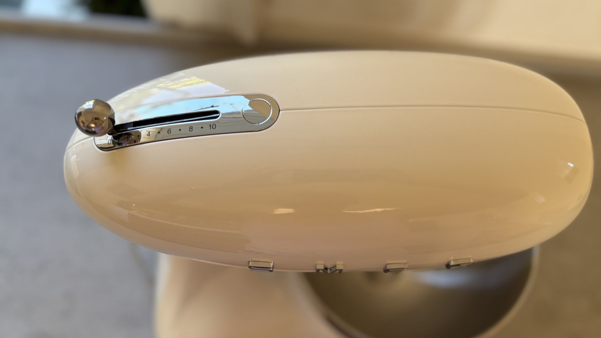 Testing the Smeg SM05 Stand Mixer