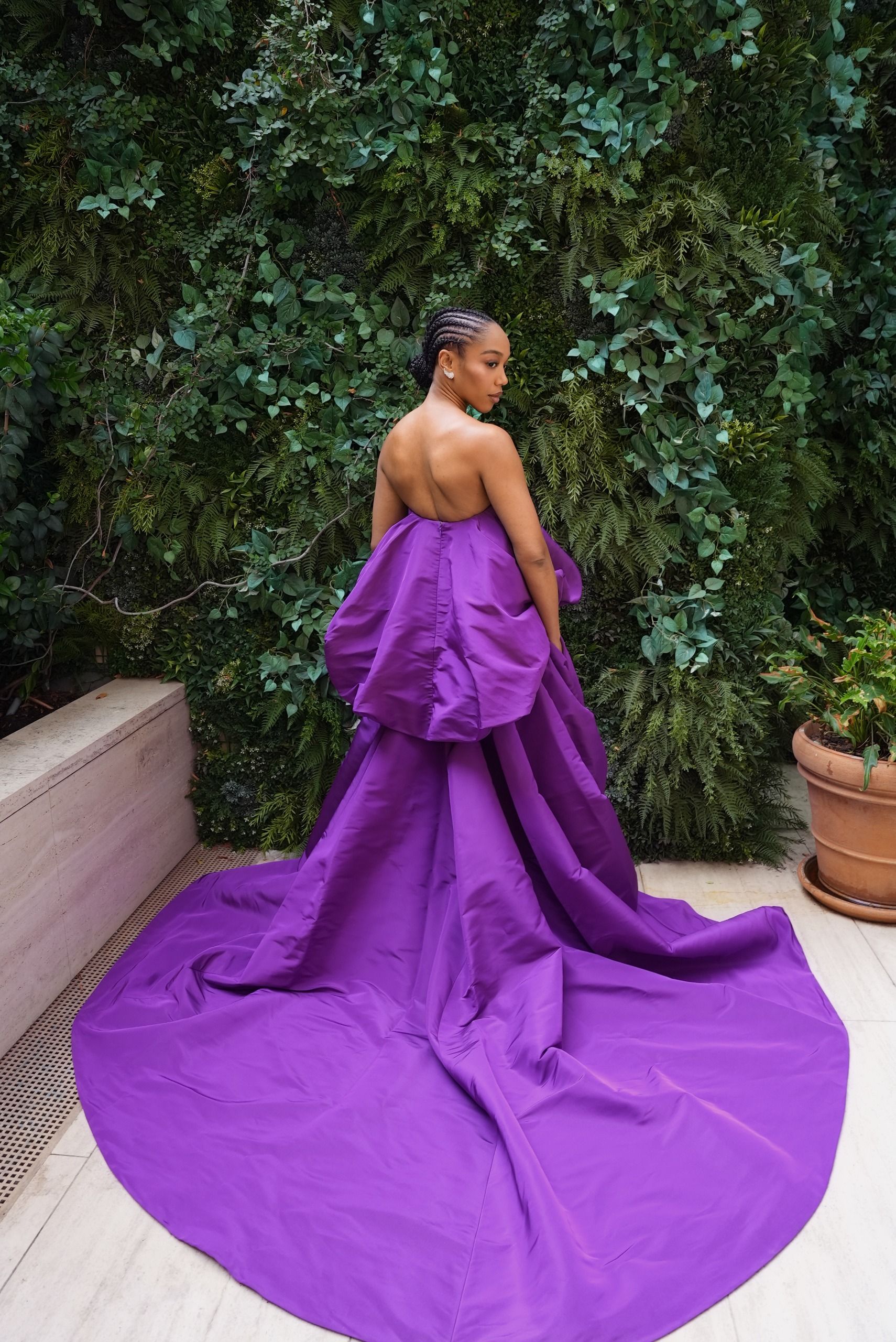 Naomi Ackie's getting ready photos before the 2026 Academy Museum Gala