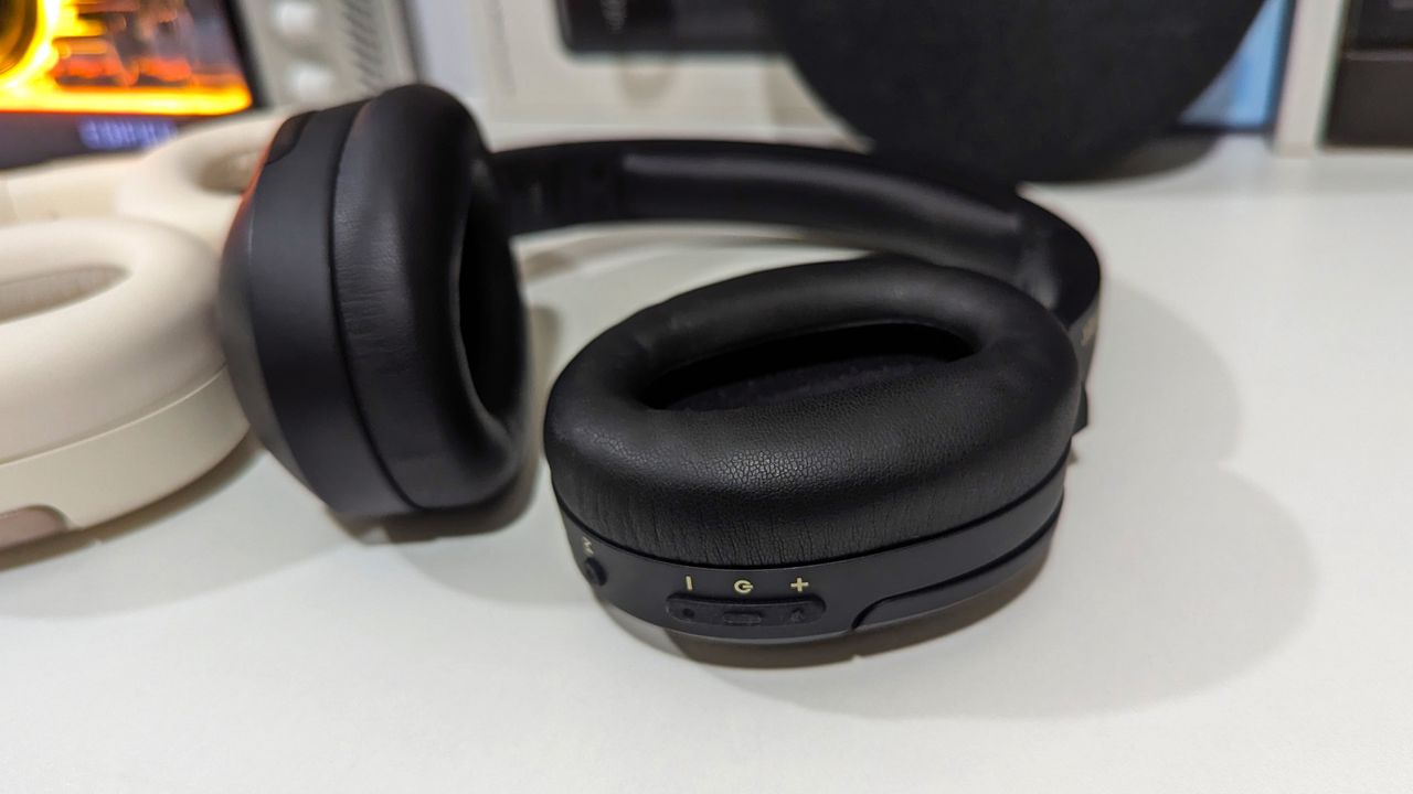Edifier W820NB Plus headphones