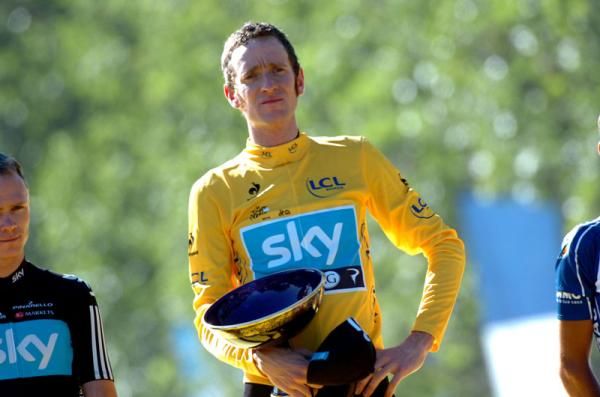 Bradley Wiggins (Sky) on the podium in Paris
