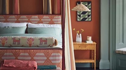 Headboard ideas with colorful scheme