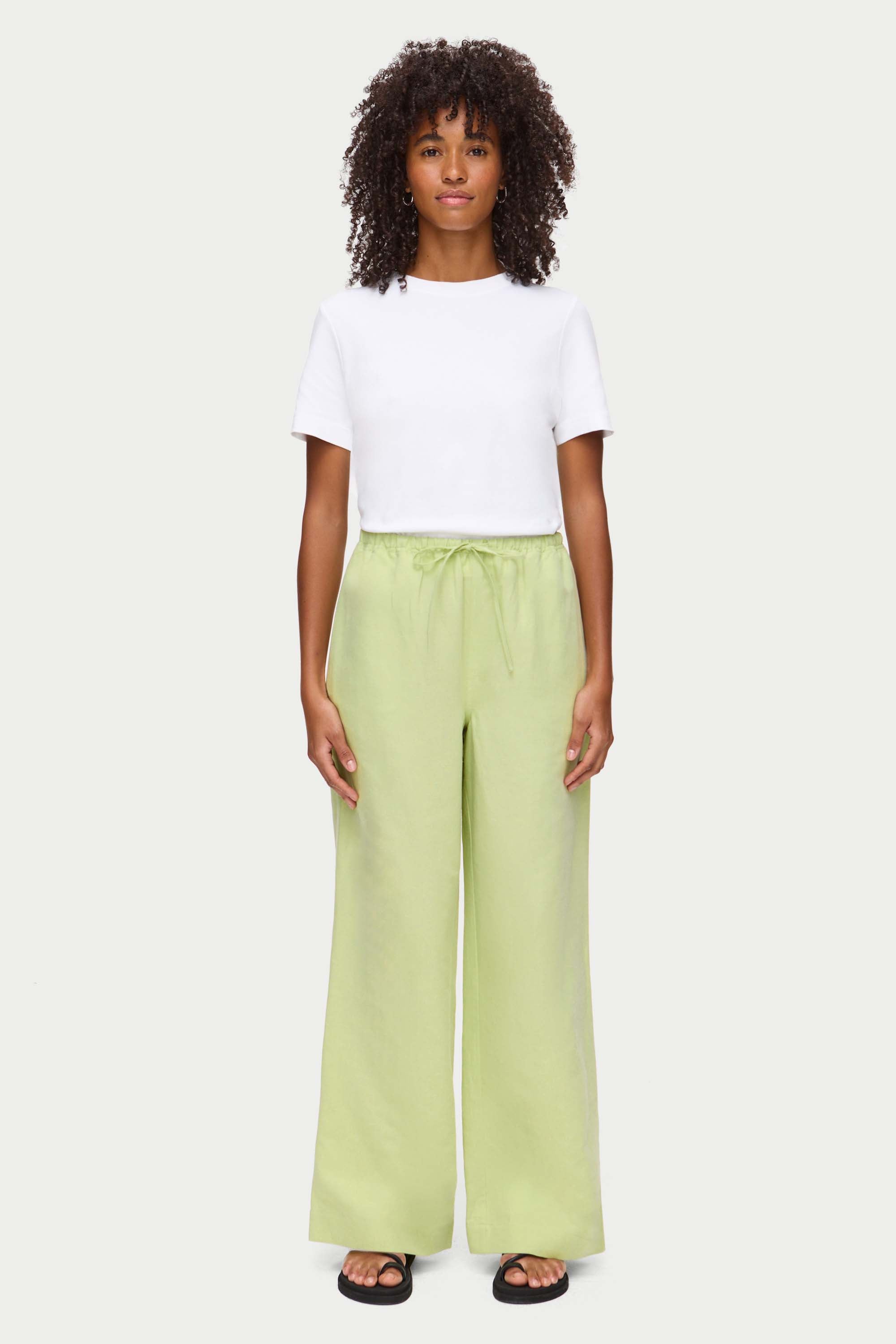 Alara Linen Wide Leg Trouser