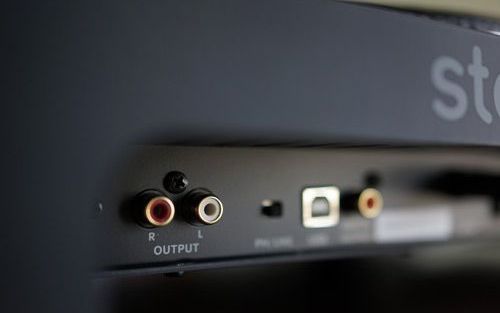 The RCA outputs are located on the back of the Stanton T.92 turntable.