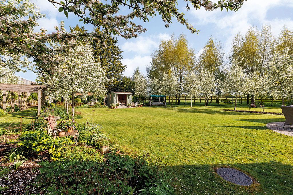 Properties in areas in The Sunday Times &lsquo;Best Places to Live 2026&rsquo; &ndash; Dauntsey Fields Farm, Daunts, near Malmesbury, Wiltshire