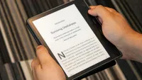 Высококлассный Amazon Kindle Oasis, лучший Kindle для тех, у кого глубокие карманы