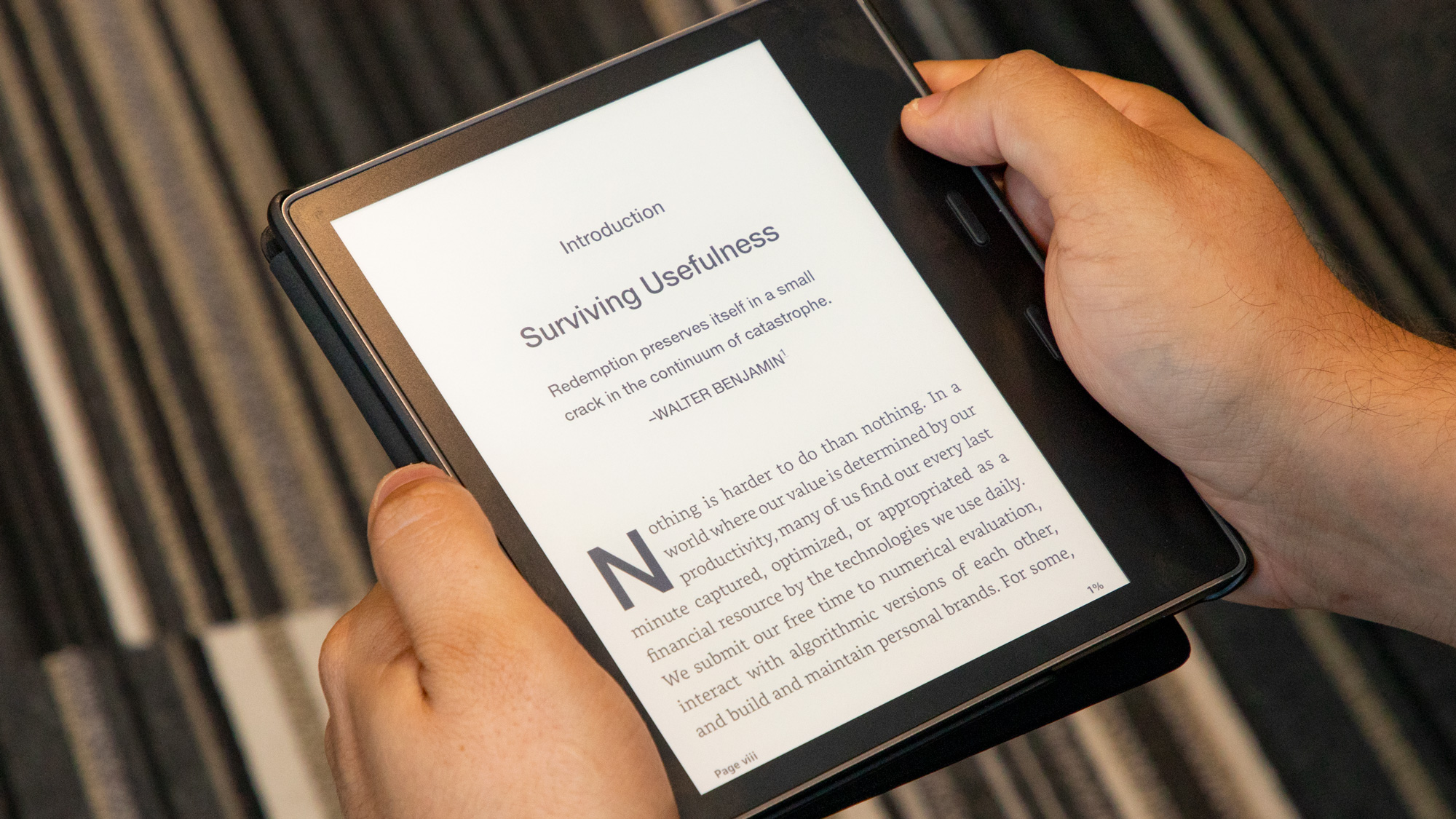 The high-end Amazon Kindle Oasis, the best kindle for those with deep pockets