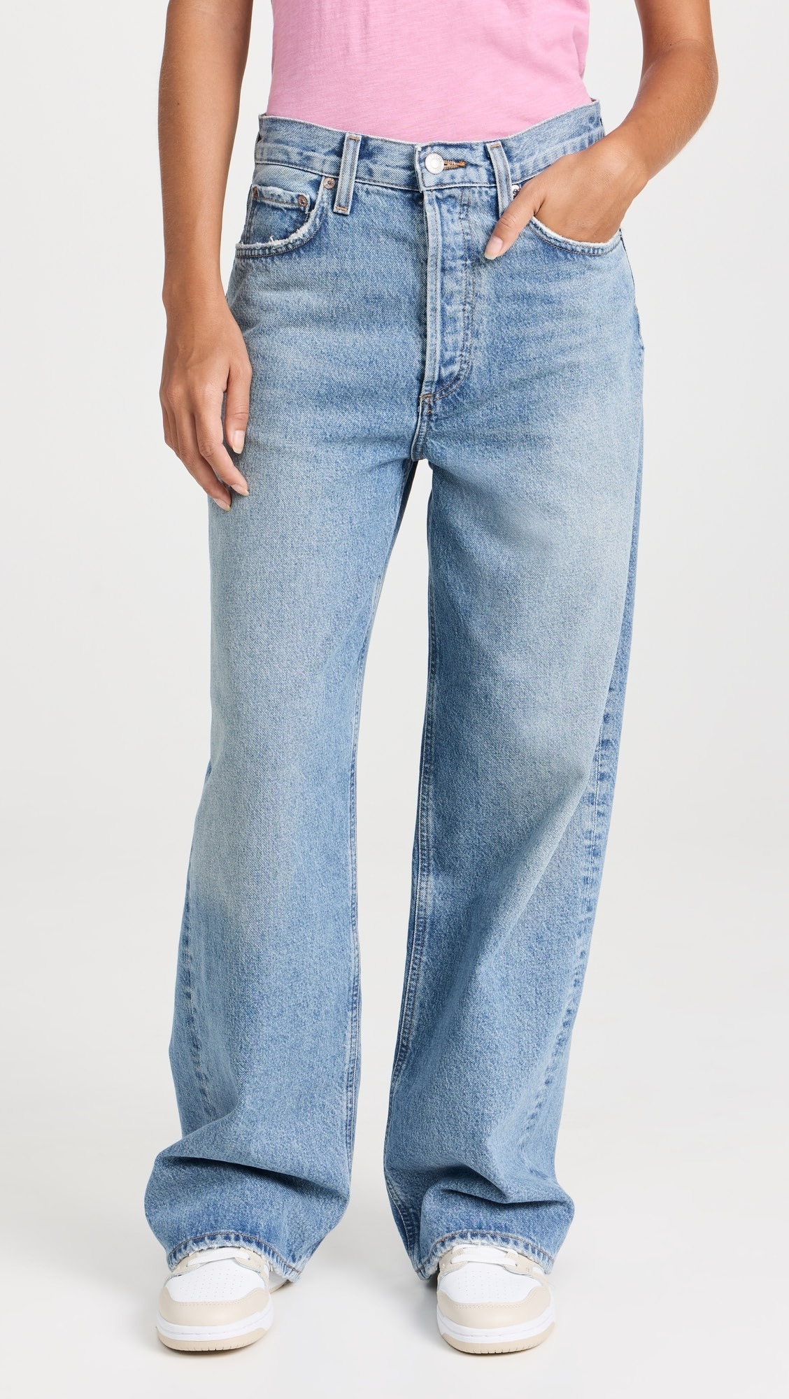 woman wearing blue jeans