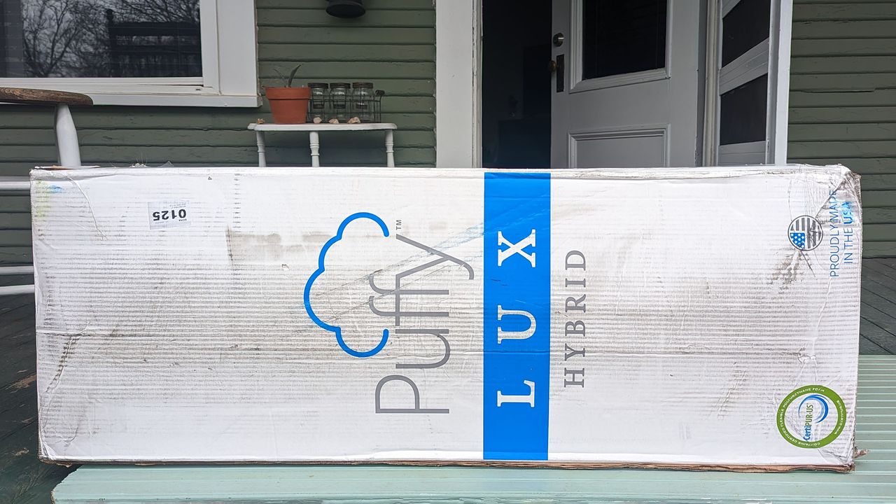 Puffy Lux Hybrid mattress in its box