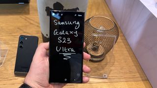 Samsung Galaxy S23 Ultra vs Apple iPhone 14 Pro Max: battery