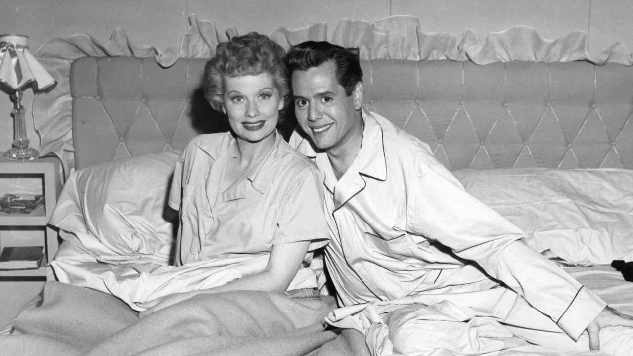 Lucille Ball and Desi Arnaz in I Love Lucy