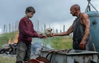 Alfie Williams and Ralph Fiennes in 28 Years Later