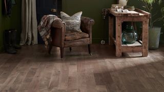 solid oak floor