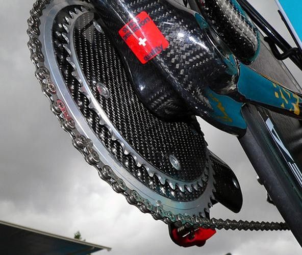 Even the backside of the rings are cleanly profiled for good aero performance.