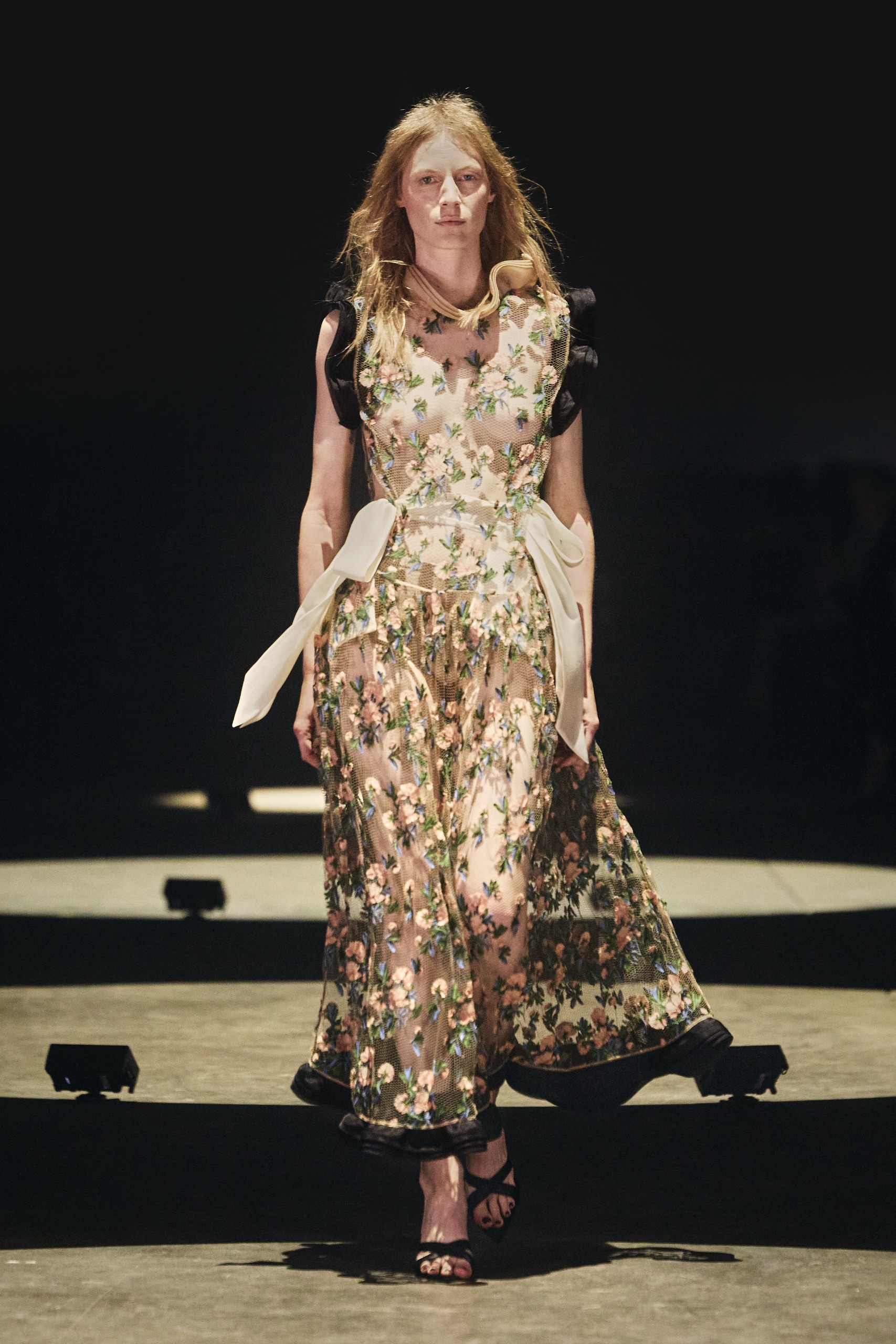Khaite S/S 27 runway, floral lace trend