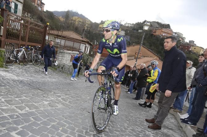 Alejandro Valverde (Movistar) goes on the attack