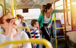 etiquette expert says children should give up seats on public transport