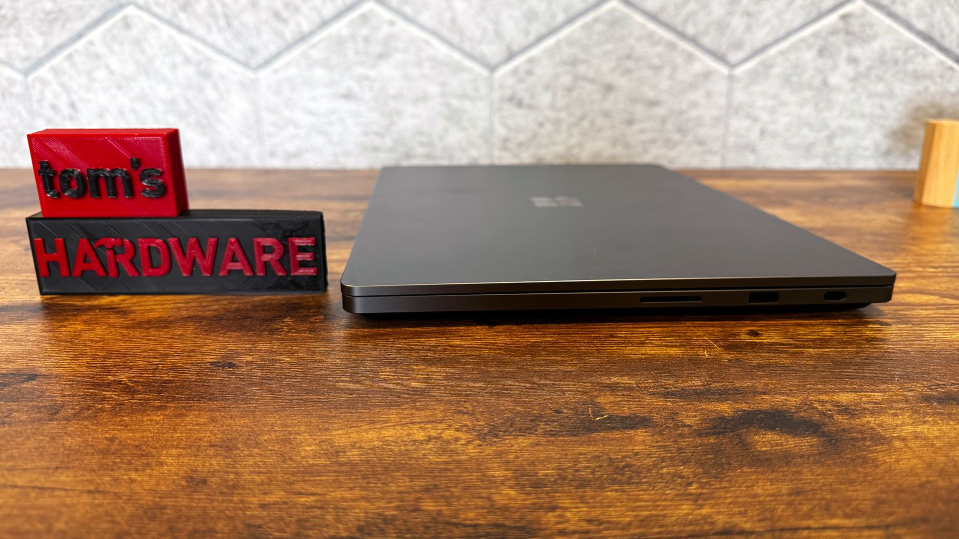 Microsoft Surface Laptop Ultra