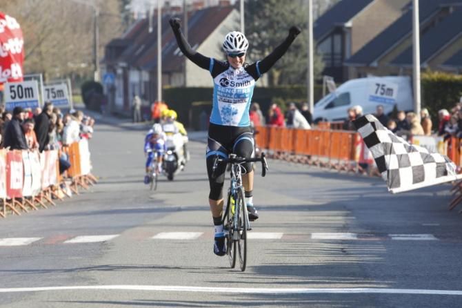 Vera Koedooder (Sengers Ladies Cycling Team) takes a clear victory ahead of Iris Slappendel (Rabo Women)