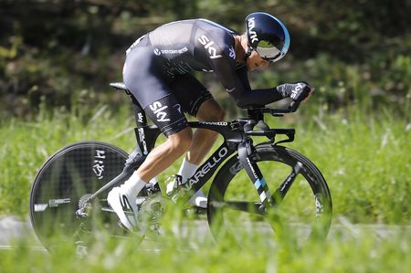 Michal Kwiatkowski racing the final stage of the Vuelta al Pa&iacute;s Vasco