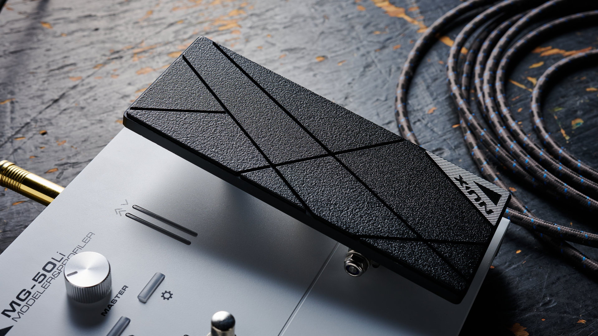 Nux MG-50Li multi-effects and amp modelling pedal