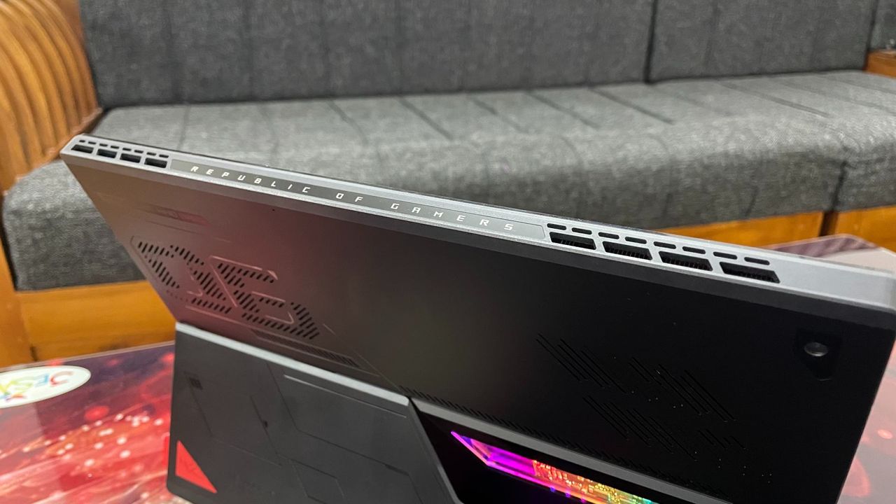 Asus ROG Flow Z13 vents at the top
